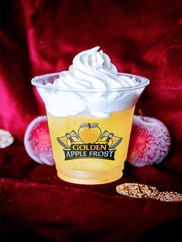 Golden Apple Frost drink topped with cream at Paultons Park